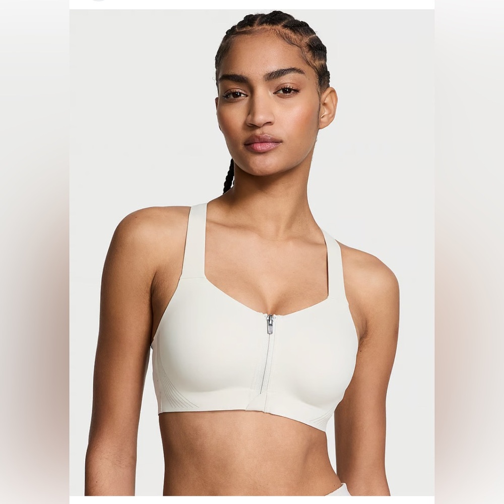 Victoria Secret Knockout Front Close Sports Bra